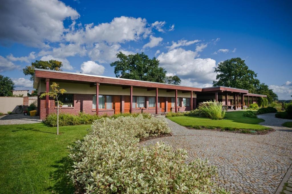 Villa Cztery Pory Roku Zbaszynek Экстерьер фото