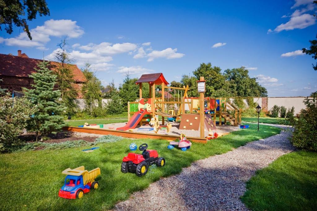 Villa Cztery Pory Roku Zbaszynek Экстерьер фото
