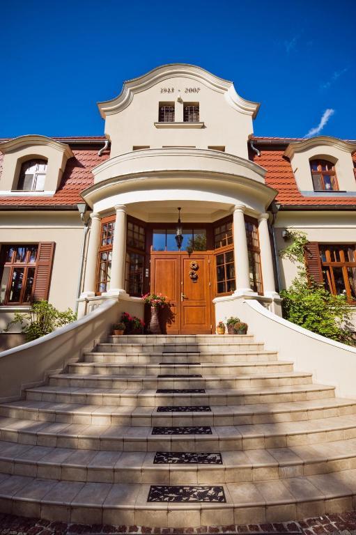 Villa Cztery Pory Roku Zbaszynek Экстерьер фото